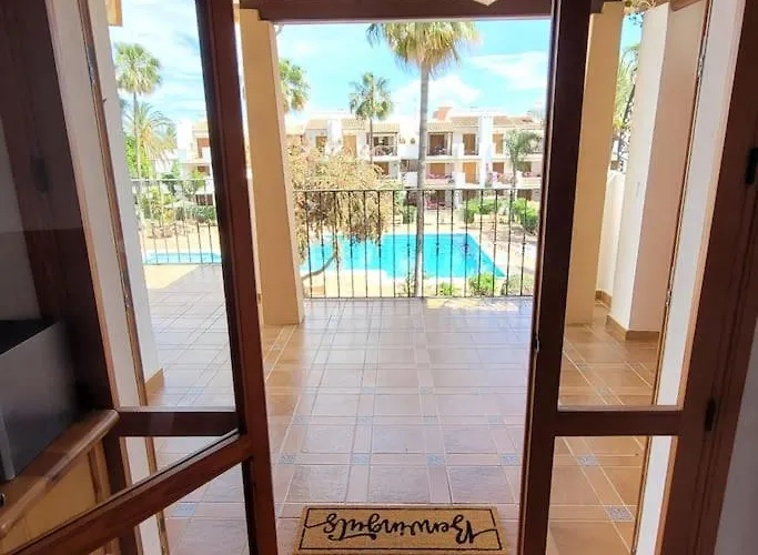 Penthouse Velas شقة دينايا